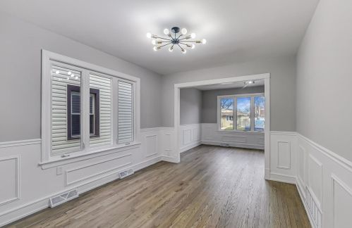 6507 Raven St, Chicago IL  60631-2517 exterior