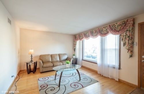 4736 Springfield Ave, Chicago, IL 60632-3633