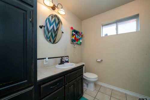 704 Cheryl St, Longview TX 75604-1044 exterior