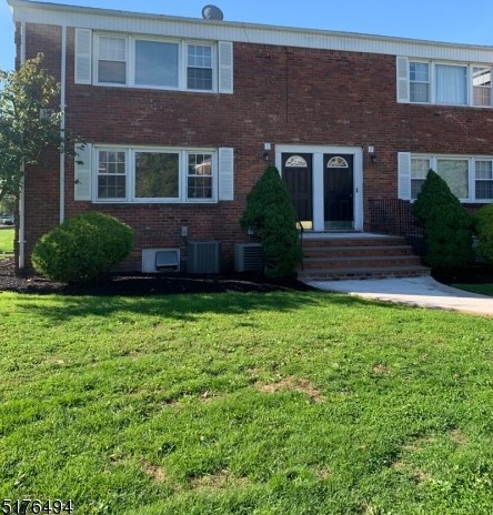 10 Stanford Dr, Bridgewater NJ 08807-3439 exterior