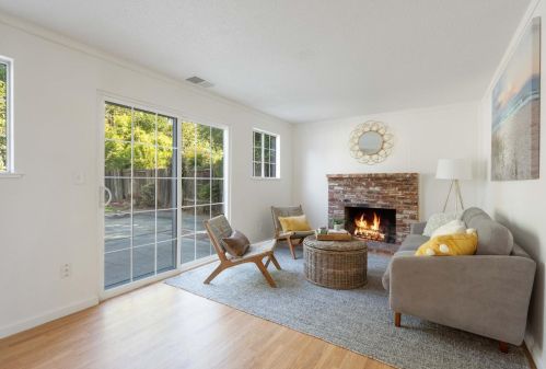 2507 Temple Dr, Davis CA 95618-1530 exterior