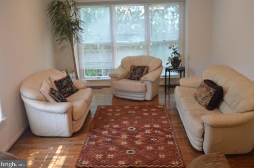 4901 Cloister Dr, Rockville MD  20852-3363 exterior