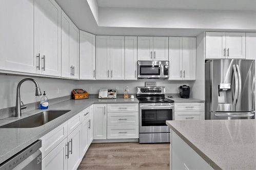 294 Ridgecrest Dr, Fort Pierce FL  34953-8303 exterior