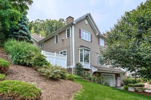 58 Chestnut St, Morristown, NJ 07960-5446