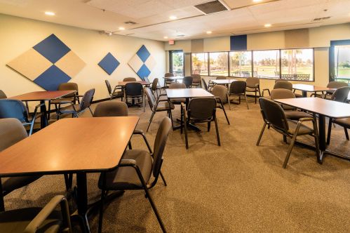 1863 Peach Tree Dr, Chandler AZ 85249-8917 exterior