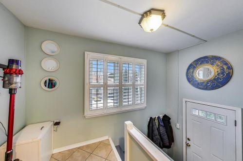 5337 Nashville Ave, Chicago IL 60638-1217 exterior