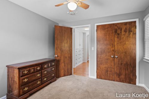 692 Park St, Grand Rapids MI 49525-2571 exterior