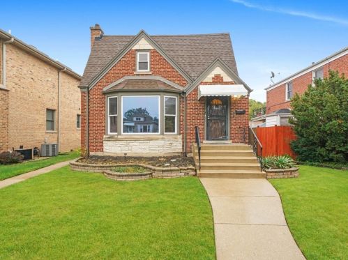 3407 Newcastle Ave, Chicago IL 60634-4832 exterior