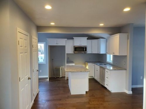 88 Read Ave, Coventry RI 02816-7372 exterior