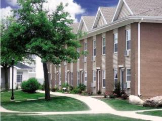 4025 Sherman St, Cedar Rapids IA  52402-6400 exterior