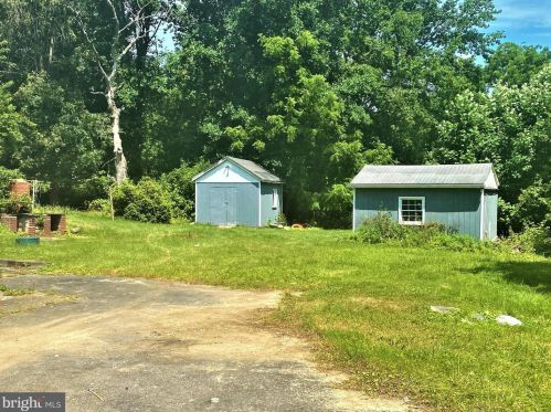 9550 Howes Rd, Dunkirk, MD 20754-9254