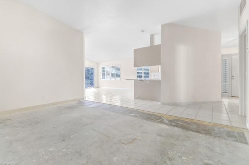 3695 El Segundo Ct, Naples FL 34109-1398 exterior