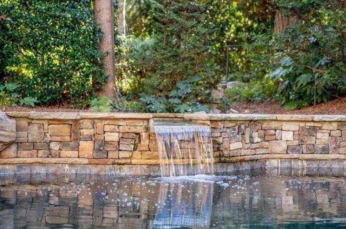 700 Brookwoods Trce, Atlanta GA 30342-2473 exterior