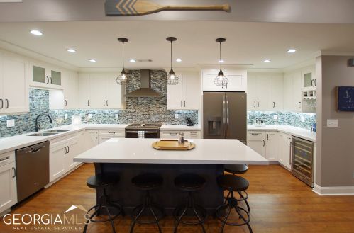 708 Mcgill Pl, Atlanta GA  30312-1073 exterior