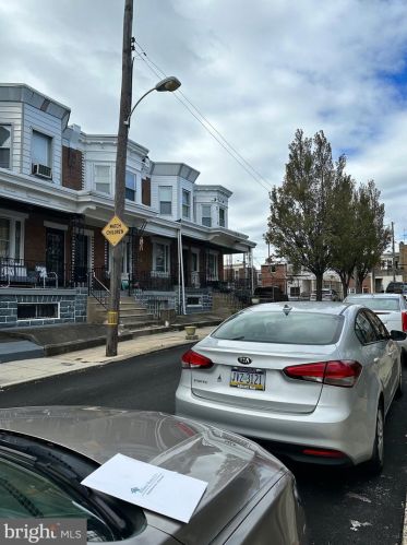 5542 Delancey St, Philadelphia PA  19143-1328 exterior