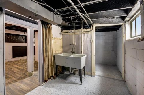 3035 73rd St, Milwaukee WI  53210-1068 exterior