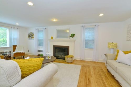 41 4th St, Providence RI 02906-3756 exterior