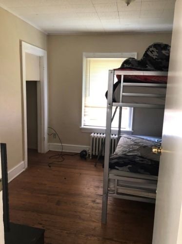 1106 Grv Ave, Waukegan IL 60085-1421 exterior