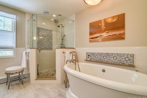 43 Jefferson Dr, Ridgefield CT 06877-5910 exterior