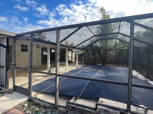 2140 Estey Ave, Naples FL 34104-4276 exterior