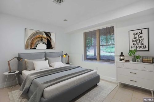 141 Hudson Cv, Edgewater NJ 07020-1480 exterior