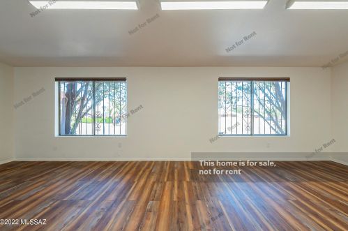 1822 Camino Seco, Tucson AZ  85710-7241 exterior