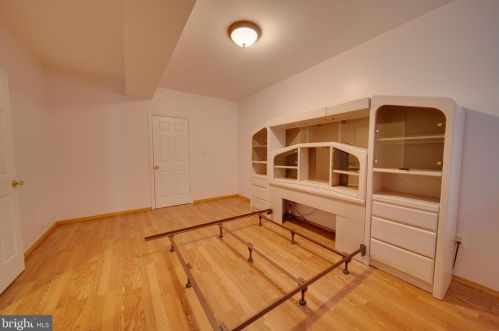 15529 Holly Grove Rd, Silver Spring MD 20905-3815 exterior