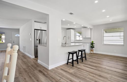 711 18 St, Boynton Beach FL 33426-5425 exterior