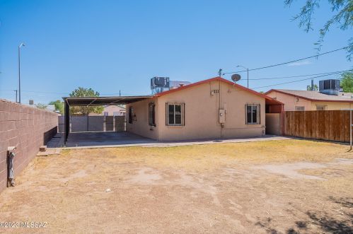 2419 23 St, Tucson AZ 85711-4916 exterior