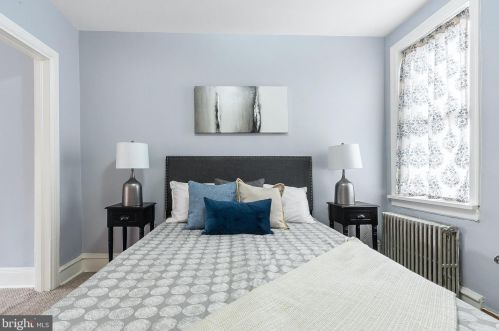 1510 10th St, Philadelphia PA 19147-6327 exterior