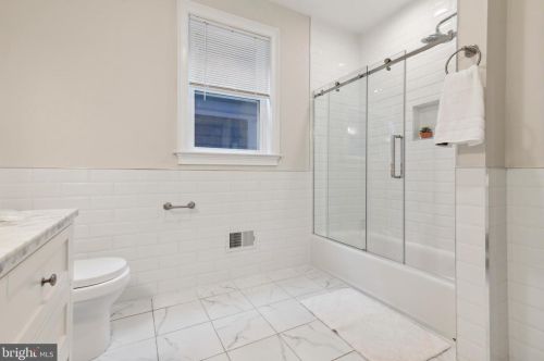 5010 Hazel Ave, Philadelphia PA  19143-1622 exterior