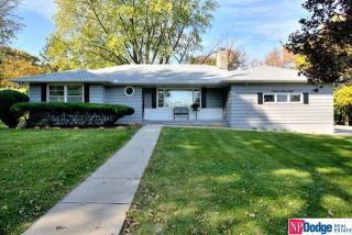 1538 106th St, Omaha, NE 68124-1017