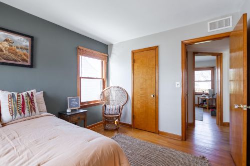 1302 Tripoli Ave, Milwaukee WI 53207-4030 exterior