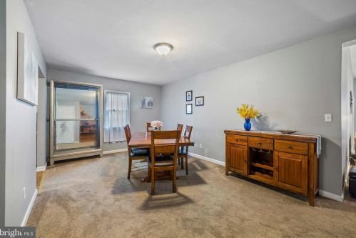 215 Main St, Pilesgrove NJ  08098-1043 exterior