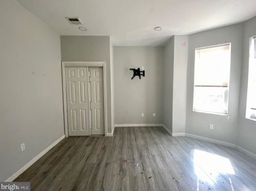 3743 18th St, Philadelphia PA 19140-3532 exterior