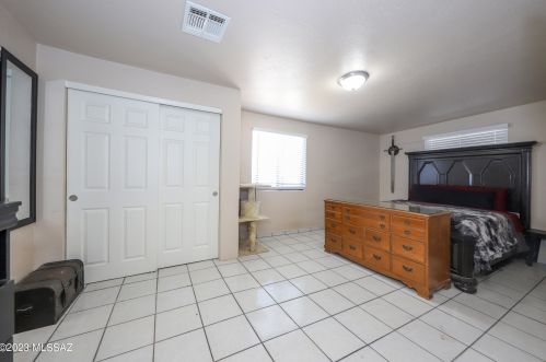 509 Holladay Dr, Tucson AZ  85706-3265 exterior