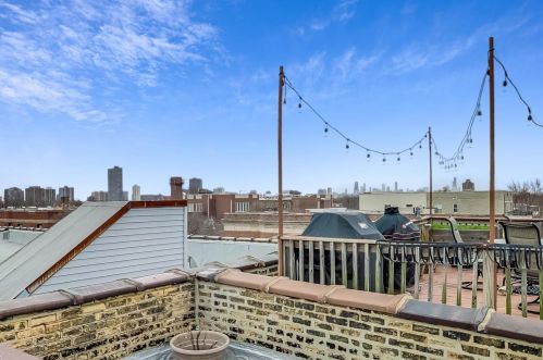 1410 Sunnyside Ave, Chicago IL  60640-5478 exterior