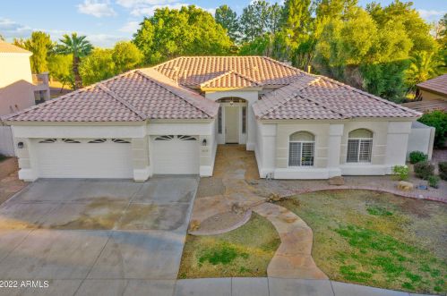 6123 Kent Dr, Chandler, AZ 85226-1178