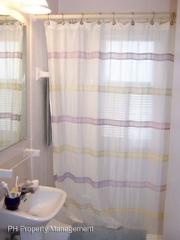 928 Saint Clair Ave, Saint Paul MN  55105-3214 exterior