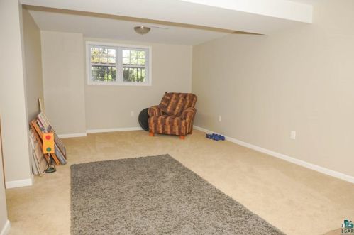 821 4 Ave, Duluth MN 55805-1305 exterior