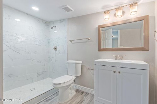 437 Kelso St, Tucson AZ  85705-4768 exterior