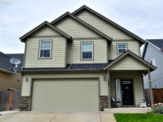 5585 Excaliber Ln, Eugene, OR 97402-7579