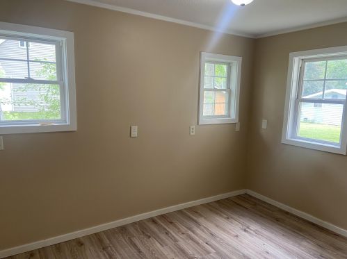 66903 North St, Dowagiac MI  49047-8875 exterior