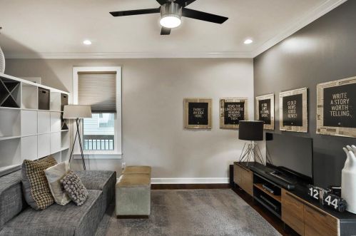 735 Eunice Ave, Saint Louis MO 63136-1101 exterior