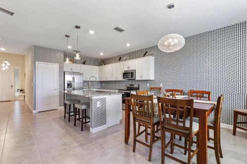 881 Bent Creek Dr, Fort Pierce FL  34947-1326 exterior