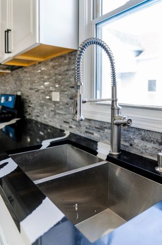 10205 Wallace St, Chicago IL 60628-1831 exterior