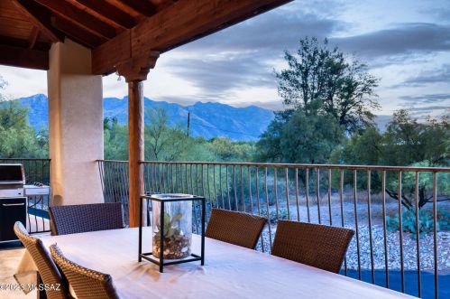 4421 Pontatoc Rd, Tucson AZ 85718-6750 exterior