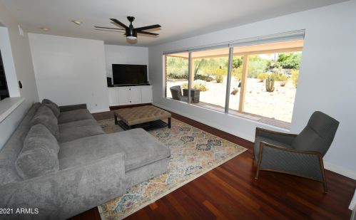 4020 Colter St, Phoenix AZ 85018-1611 exterior