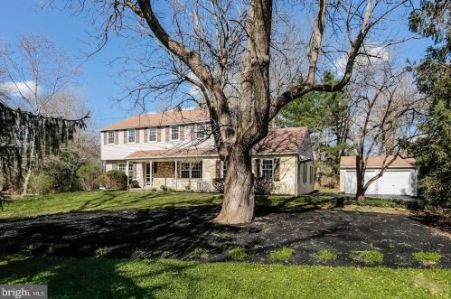 855 Contention Ln, Berwyn PA  19312-1119 exterior