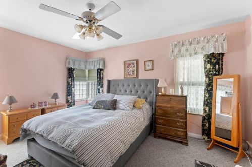 8411 Valcour Ave, Saint Louis MO 63123-3112 exterior